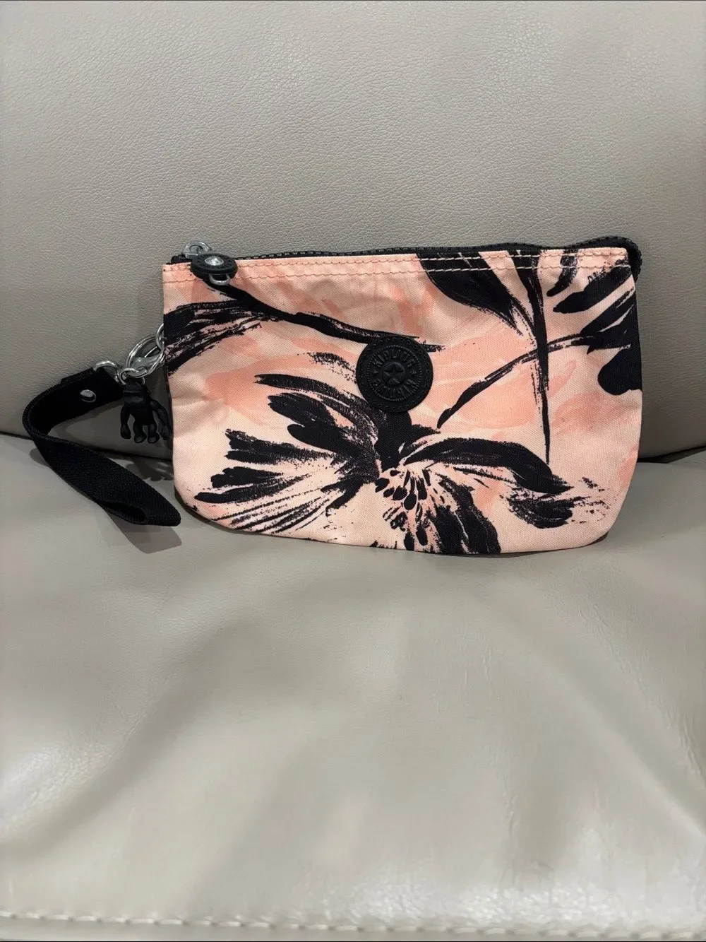 Kipling Creativity Coral Flower Wristlet